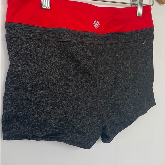 Forever 21 Charcoal Grey Throwback Athletic Shorts Stretchy Comfort Medium - Picture 7 of 15